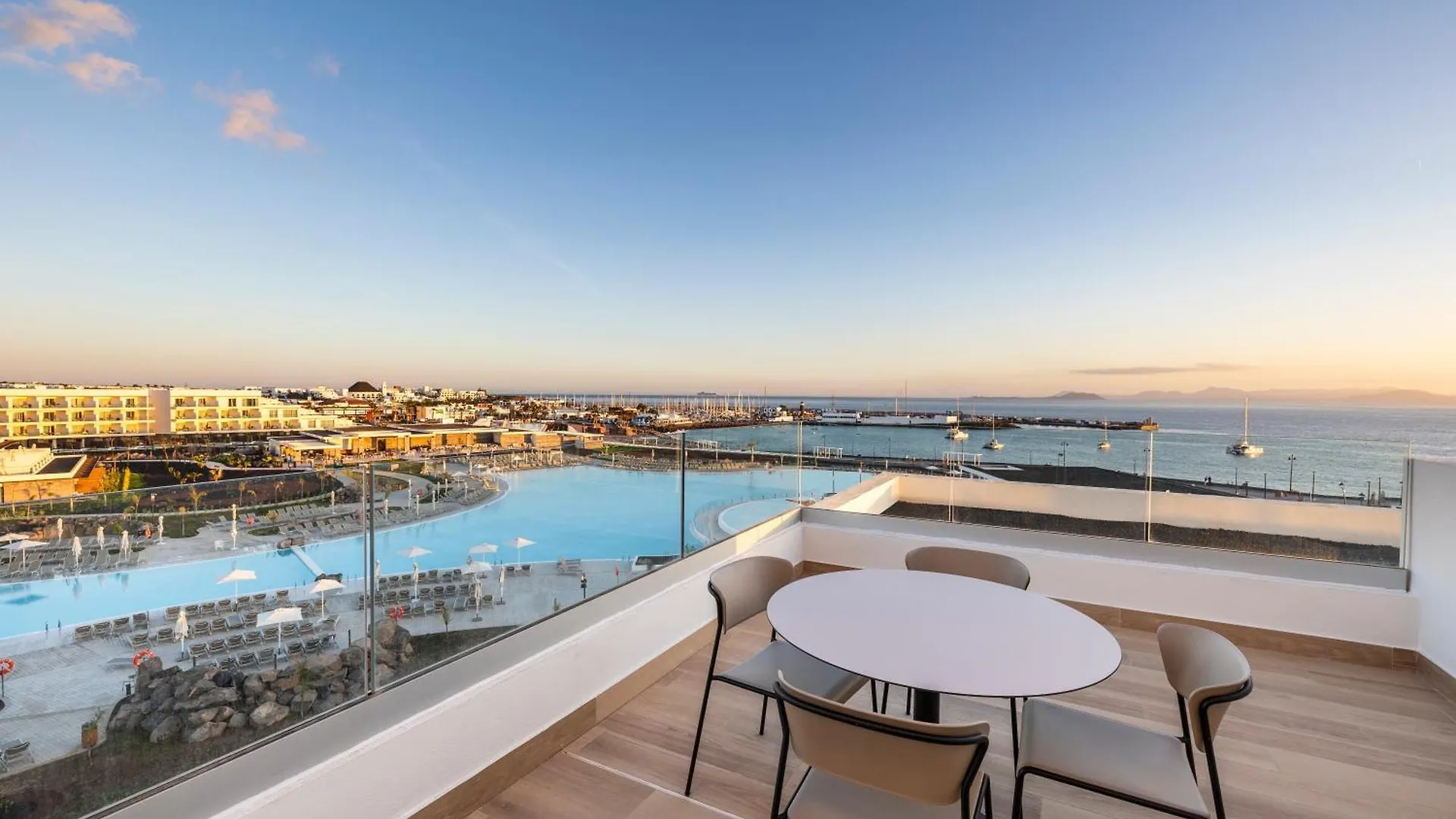 Barcelo Playa Blanca Hotell