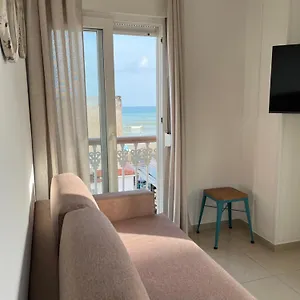 https://apartamentos-la-proa.1costadelsol.com